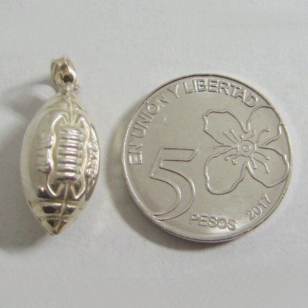 (p1299)Silver pendant in motif Rugby football.